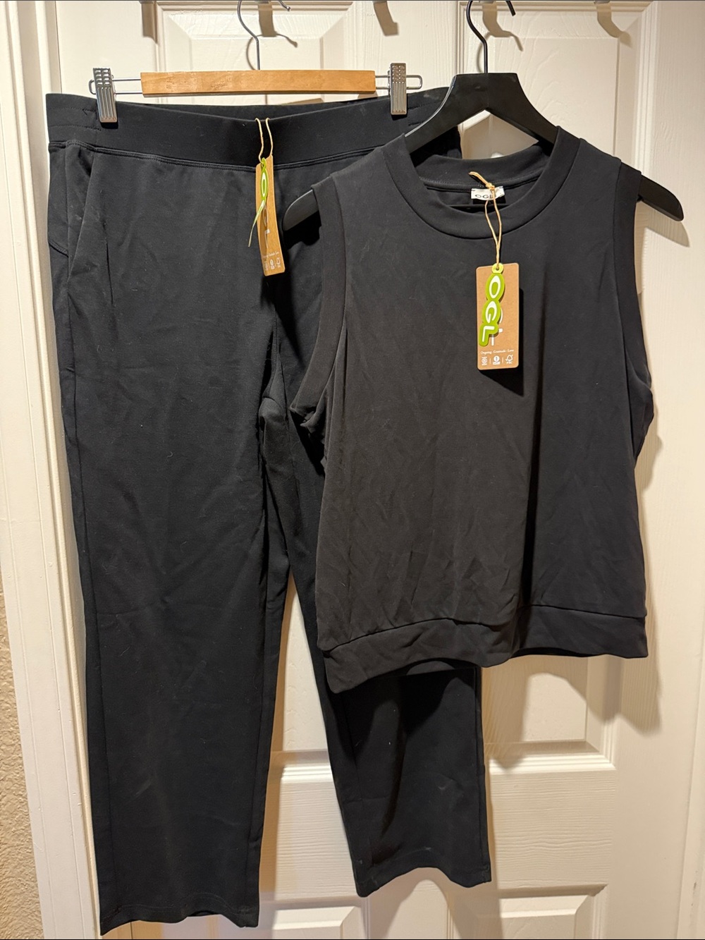 OGL Move Black Two-Piece Travel Set Size L